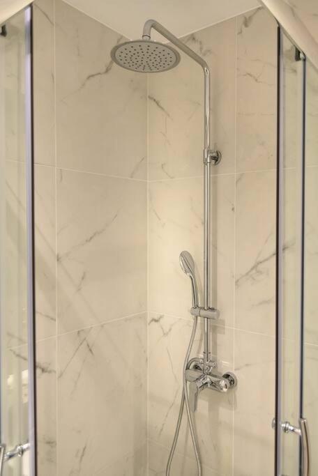 Апартаменты A13 Pristine & Sunny 30M2 Flat Near Syntagma Sq Афины Экстерьер фото